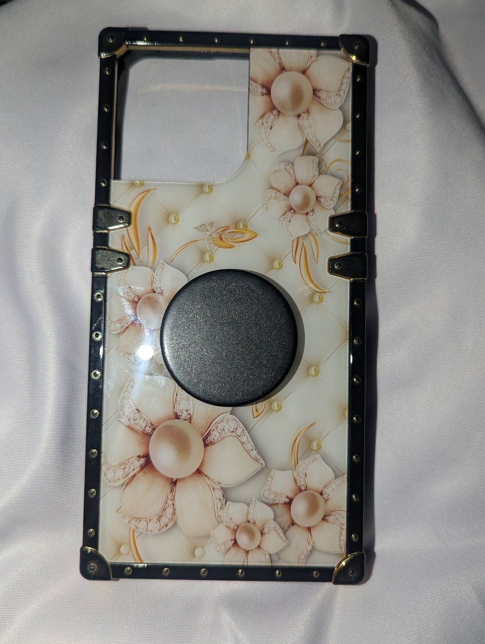 Floral Pearl Pattern iPhone 14 Pro Max Case with Grip - White/Gold